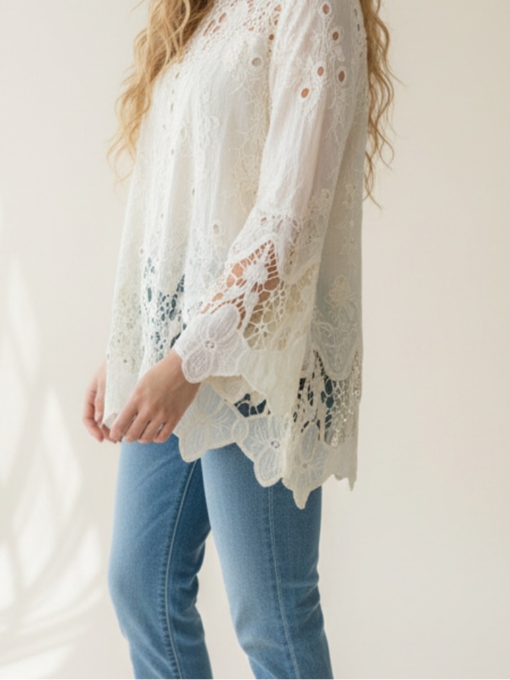 LAPIS BOHO Elegant Cream Lace Women's Top